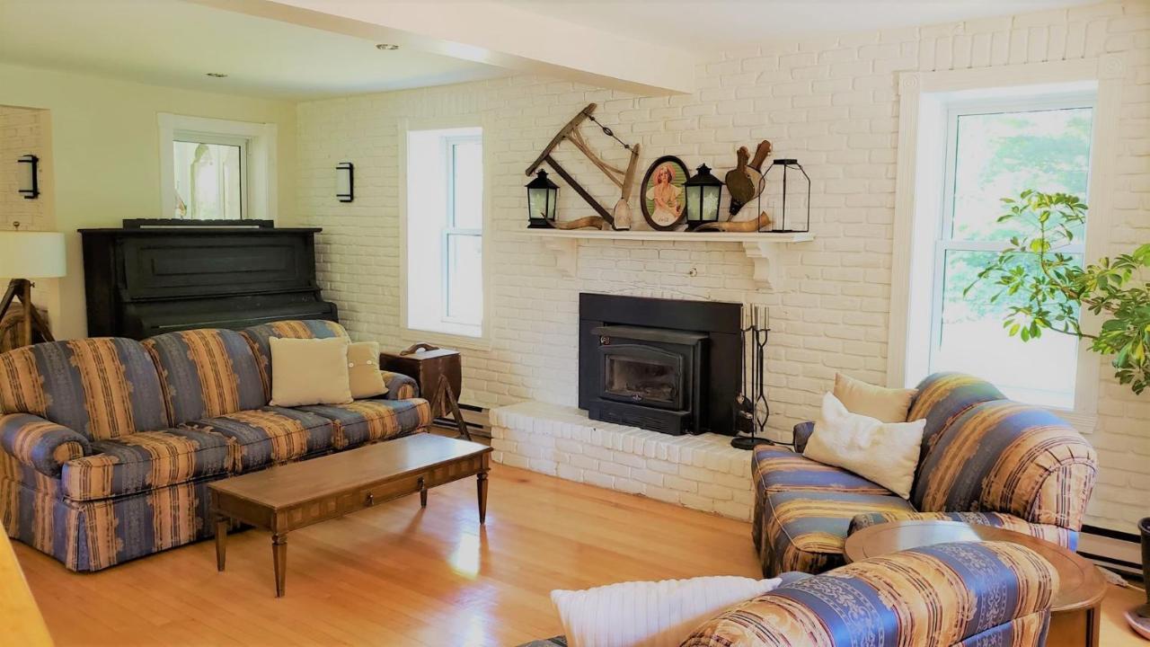 Auberge du Vignoble Bromont Extérieur photo