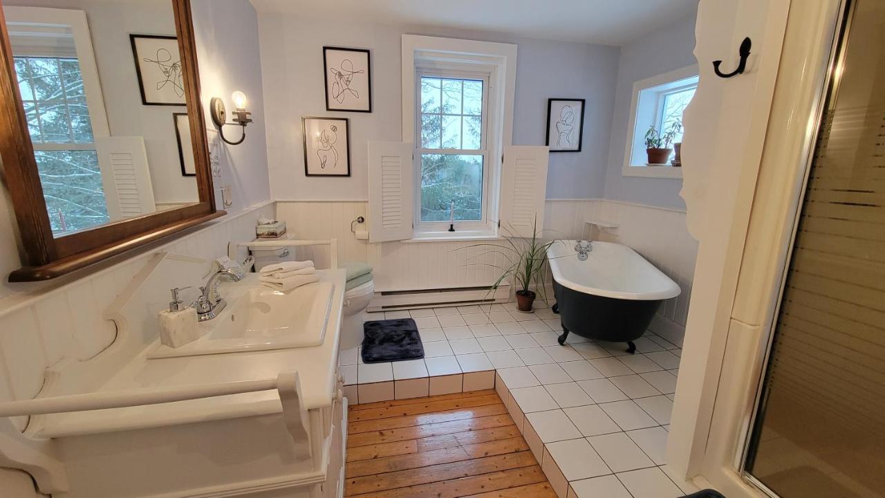 Auberge du Vignoble Bromont Extérieur photo